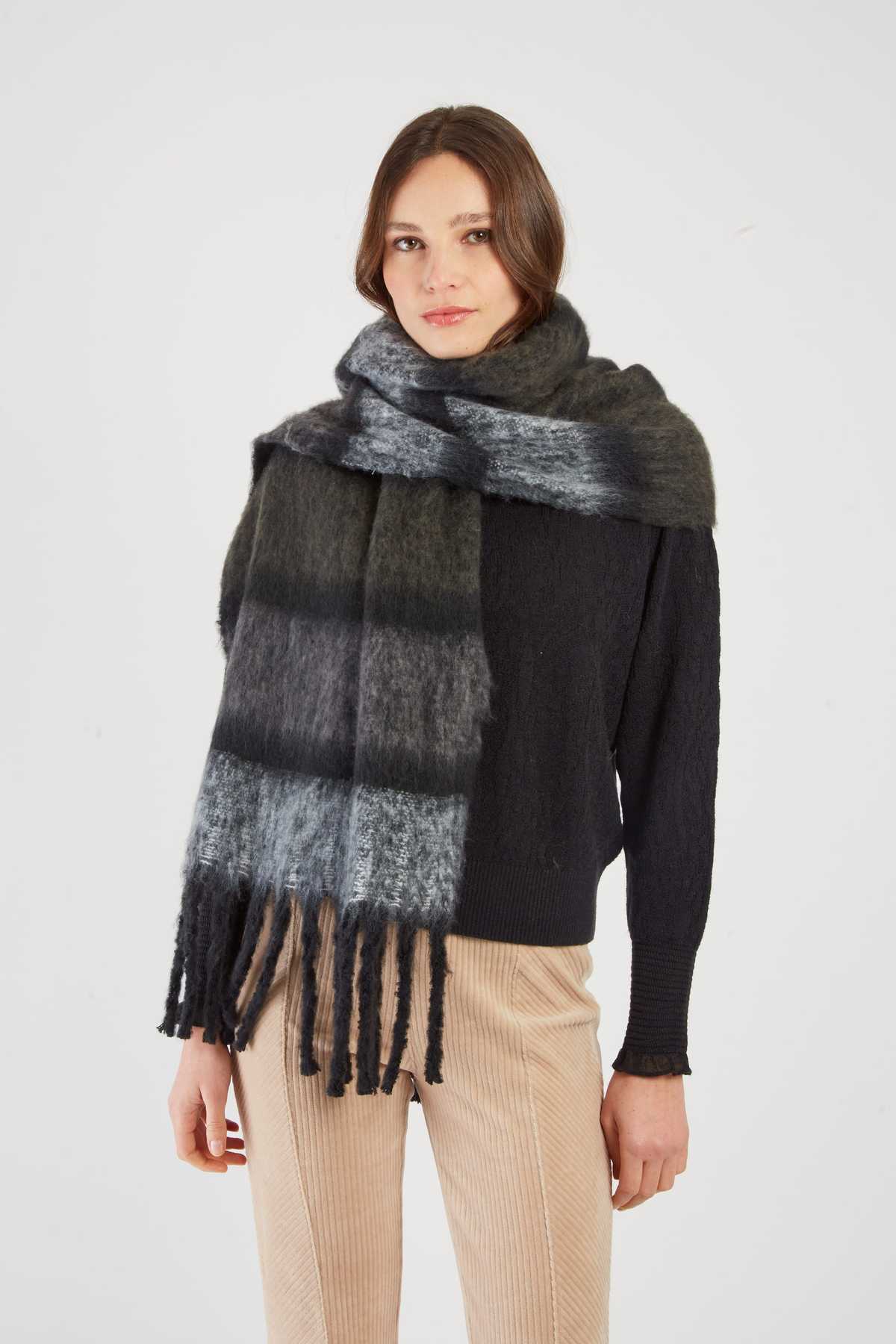 Luigia Scarf, Black