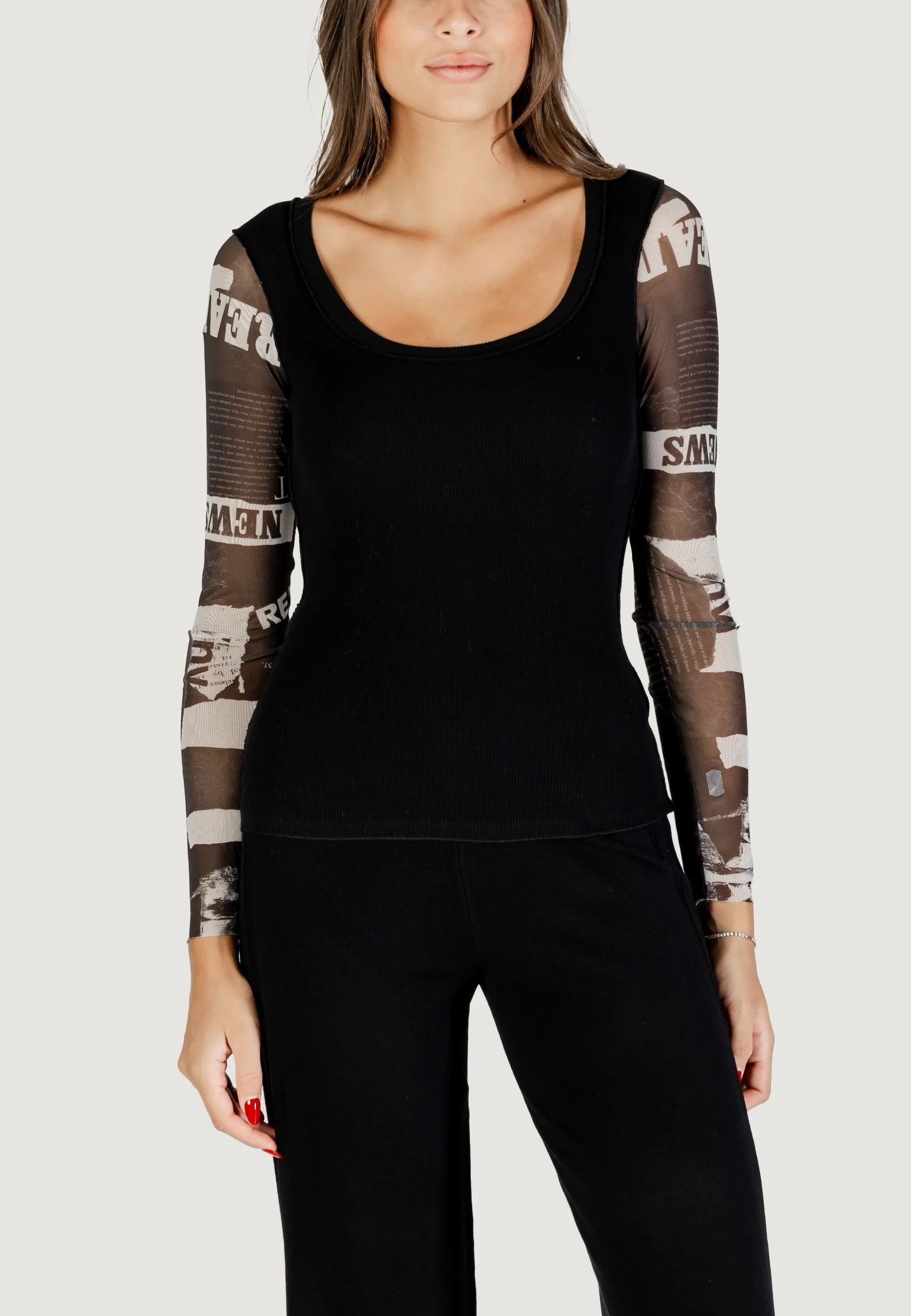 Lisboa Long Sleeve T-Shirt, Black