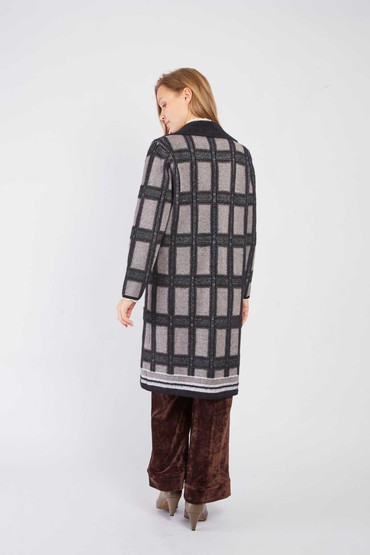 Bastianne Cardigan/ Coat, Black