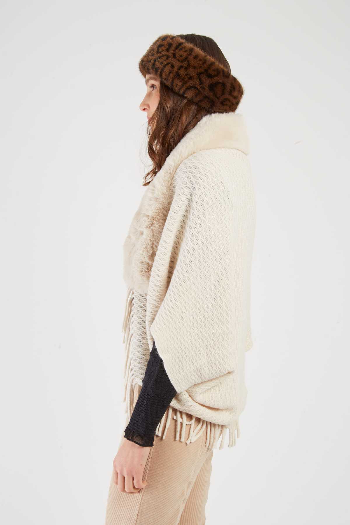Ainoa Sweater  Coverup, Ecru