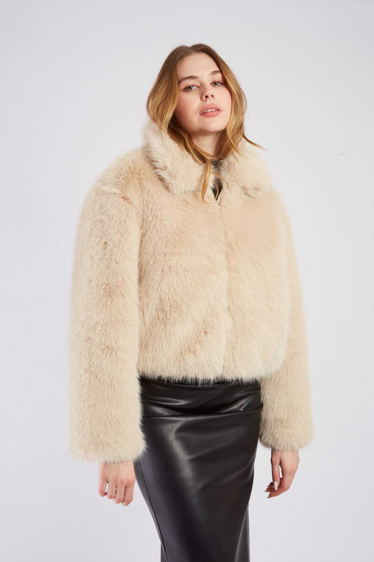 Revolution faux Fur Jacket- Cream