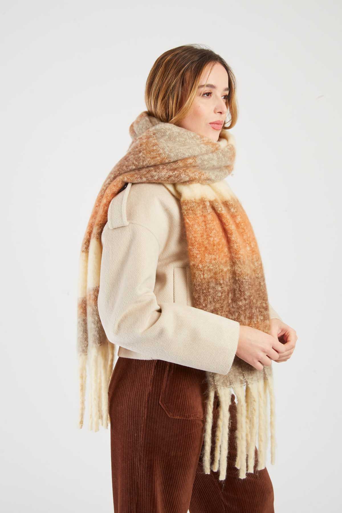 Luigia Scarf, Beige