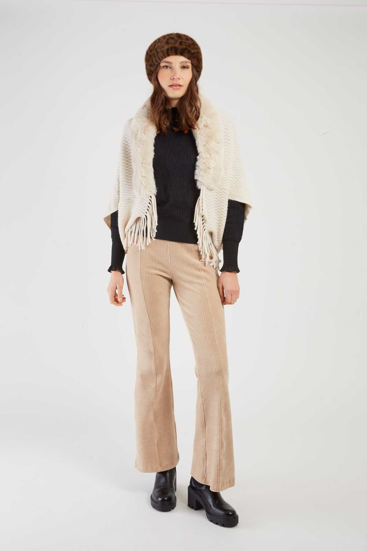 Ainoa Sweater  Coverup, Ecru