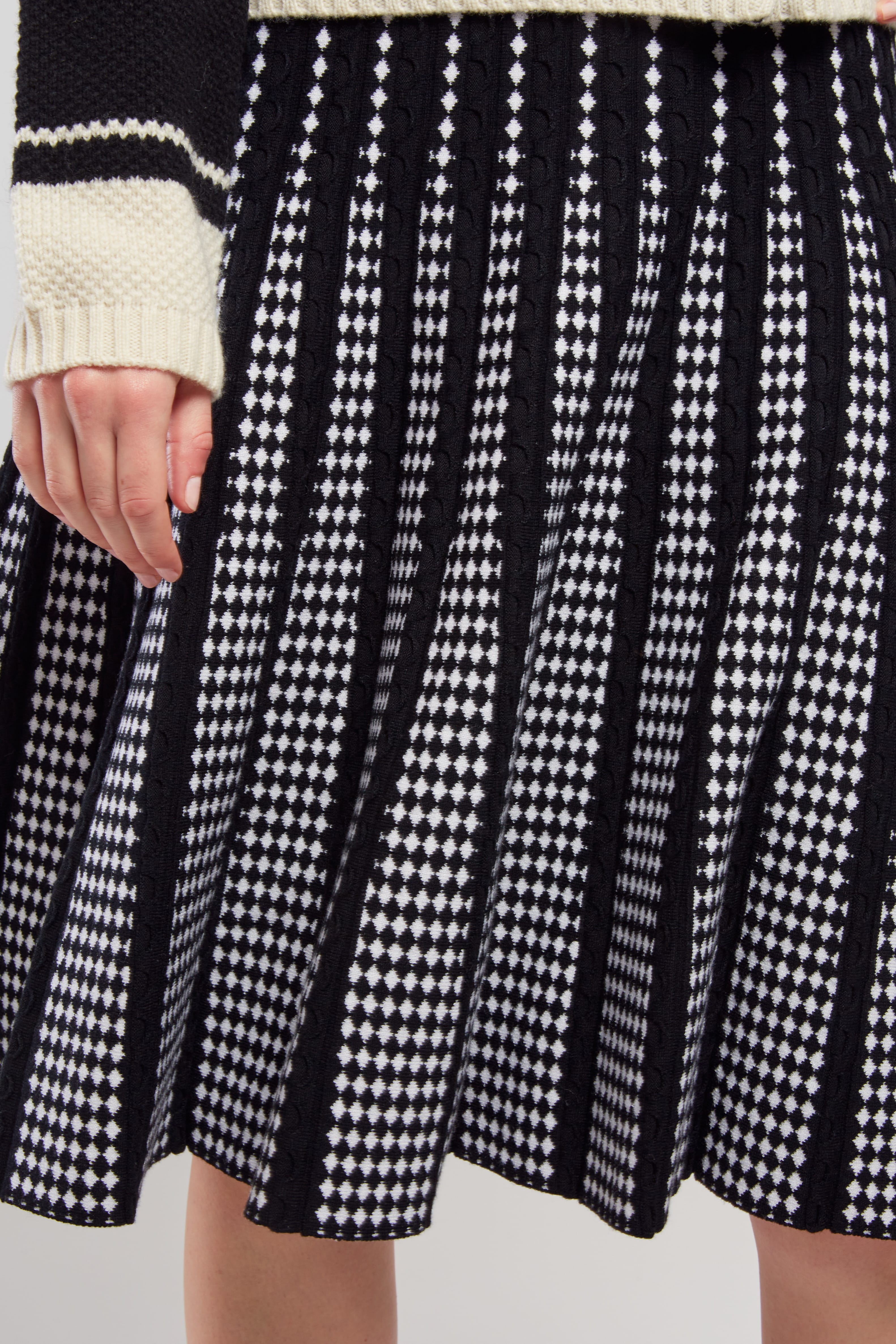 Gaelle Check Print Skirt -Black