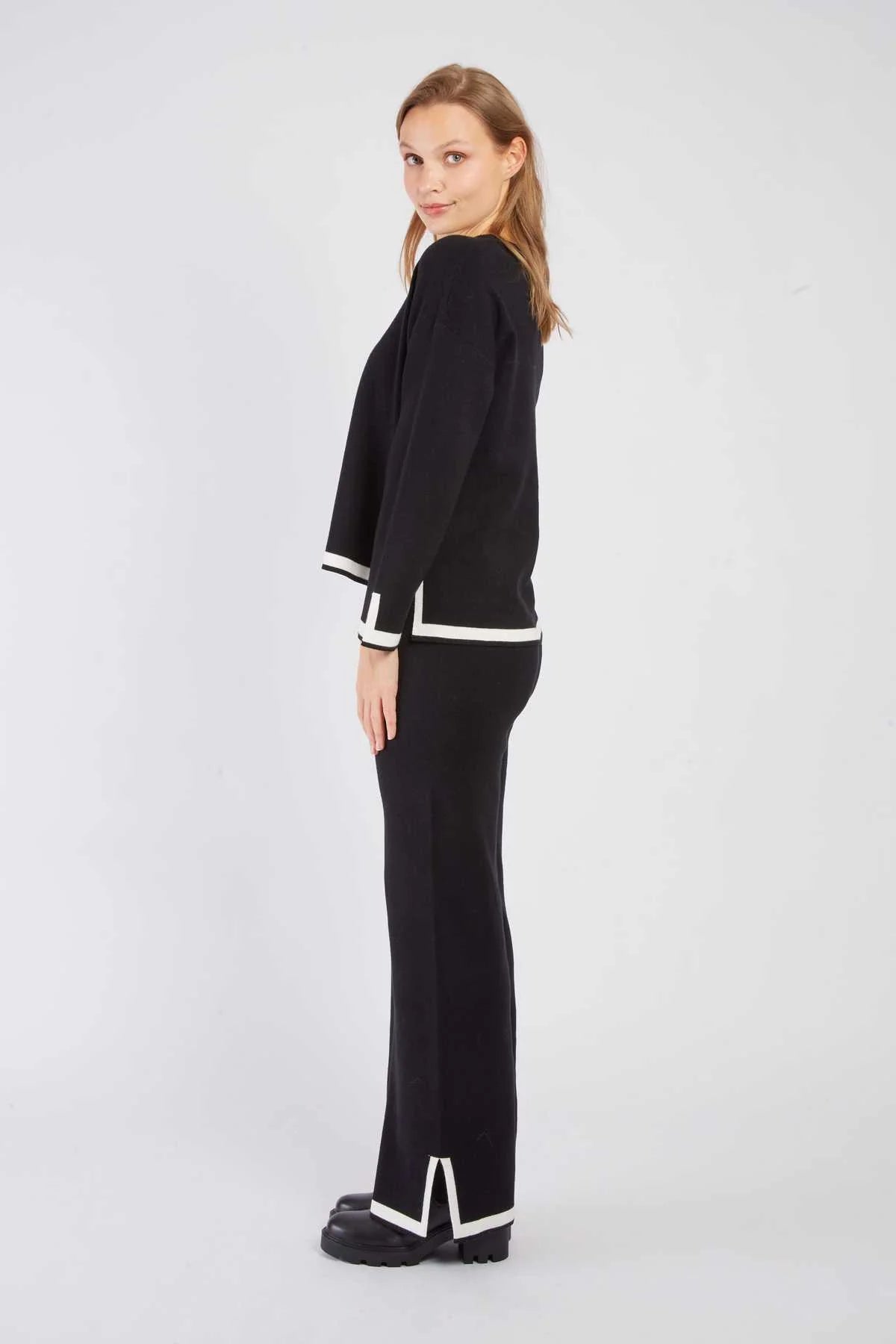 Zaara Sweater Top, Blk