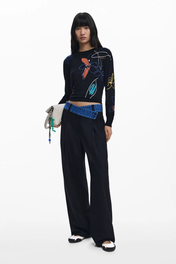 Arty Sweater, Black