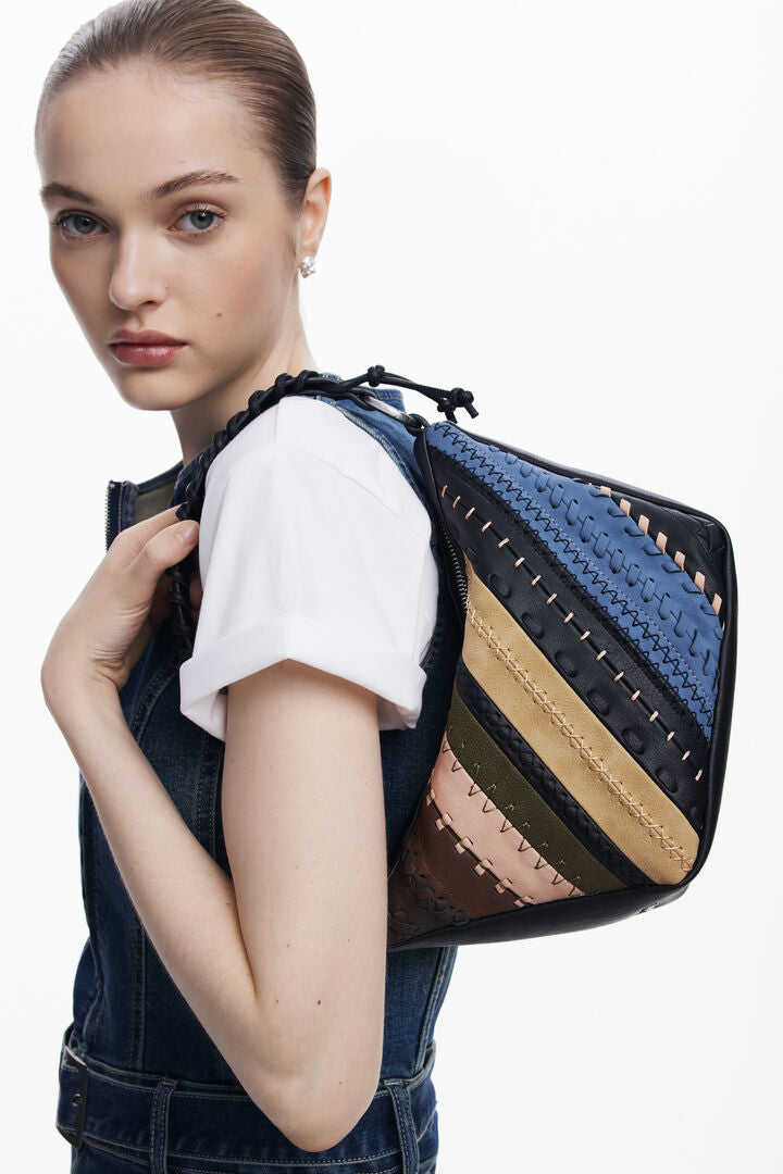 Quebec Whipstitch Patch Zante Bag