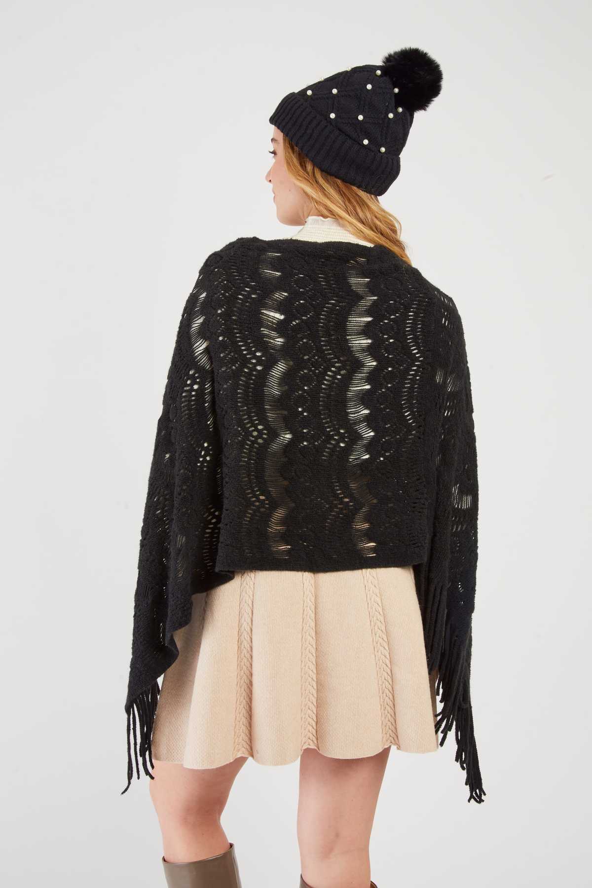 Alba Poncho, Black