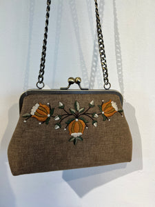 Flora Embroidered bag  - Olive
