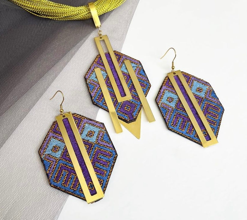 Zaba Embroiderd Earrings